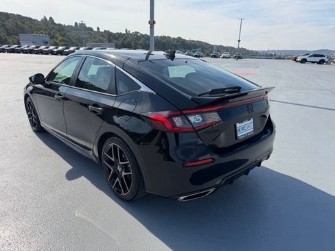 Certified 2024 Honda Civic Sport Touring image 9
