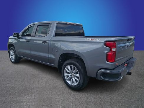 Used 2020 Chevrolet Silverado 1500 Custom w/ Custom Value Package AWD/4WD image 6