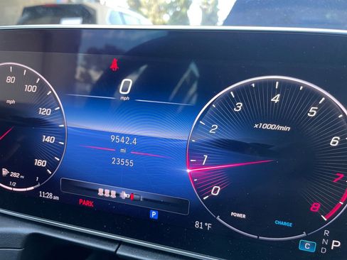 Used 2024 Mercedes-Benz C 300 C 300 image 40