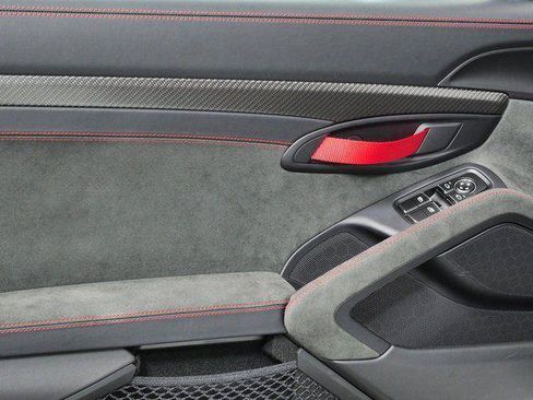 Used 2025 Porsche 718 Cayman GT4 RS RWD image 6
