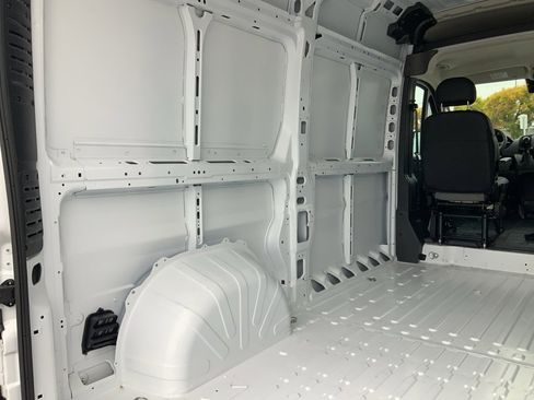New 2026 RAM ProMaster 2500 w/ Convenience Group image 11