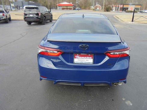 Used 2023 Toyota Camry SE w/ Convenience Package image 4