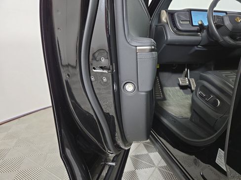 Used 2024 Rivian R1T Adventure Dual AWD/4WD image 30