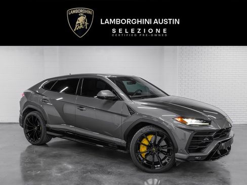 Used 2021 Lamborghini Urus image 1