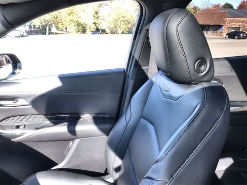 Used 2023 Cadillac XT4 Sport image 24