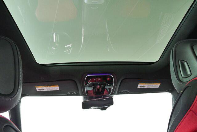 Used 2023 Mercedes-Benz C 300 Sedan image 18