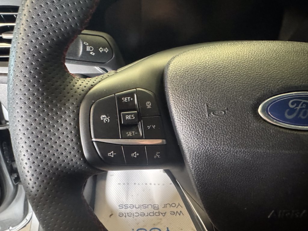 Used 2023 Ford Escape ST-Line w/ Tech Pack #1 AWD/4WD image 11