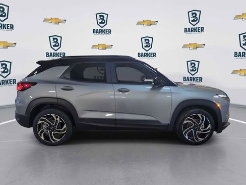 New 2026 Chevrolet TrailBlazer RS w/ Convenience Package FWD image 9