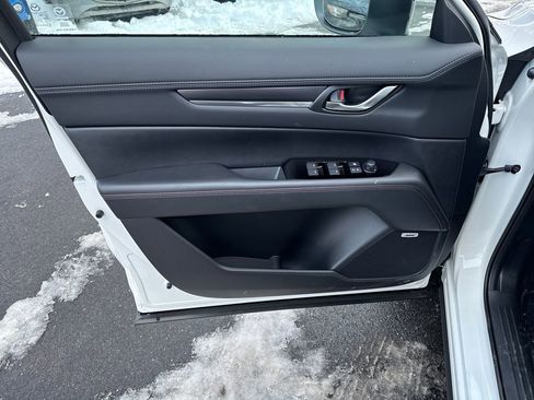 New 2025 MAZDA CX-5 Carbon Edition image 23