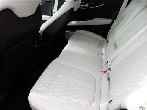 Used 2023 Lincoln Nautilus Black Label w/ Class II Trailer Tow Package image 10