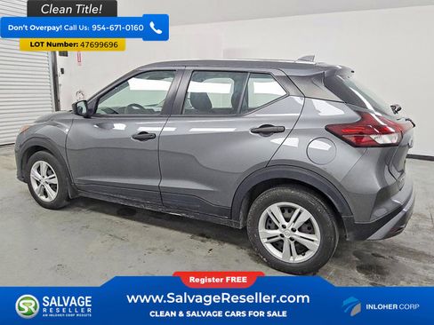 Used 2024 Nissan Kicks S image 3
