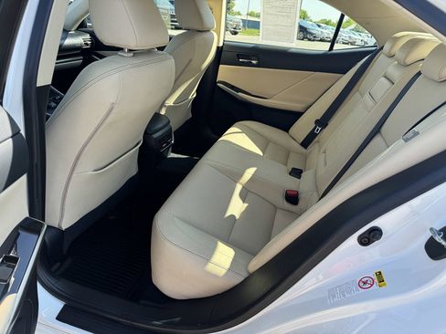 Used 2015 Lexus IS 250 AWD w/ Navigation System Package image 18