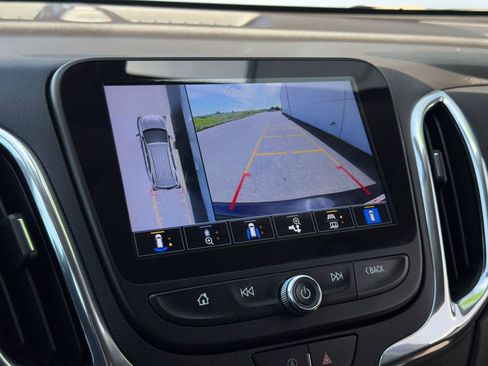 Used 2023 Chevrolet Equinox LT w/ LT True North Edition AWD/4WD image 18