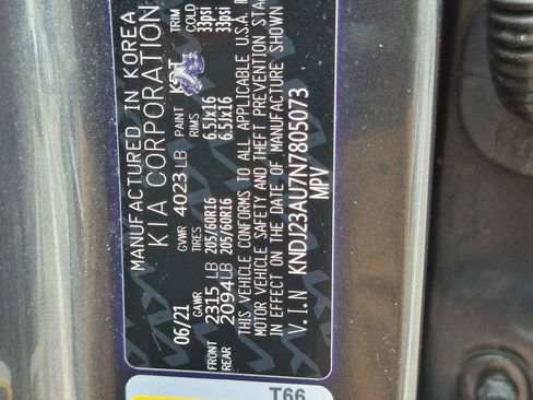 Certified 2022 Kia Soul LX w/ Technology Package FWD image 27