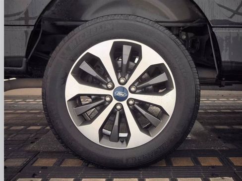 Used 2010 Ford F150 XLT RWD image 11