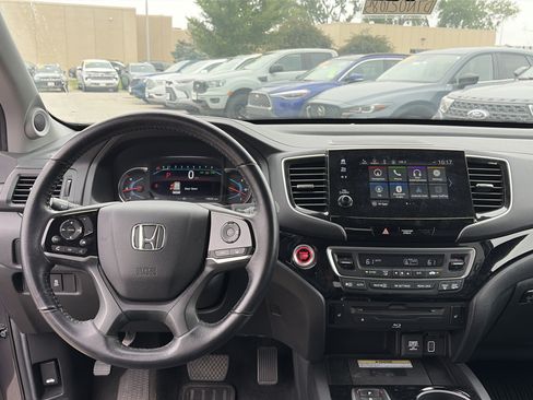 Used 2021 Honda Pilot Touring image 23