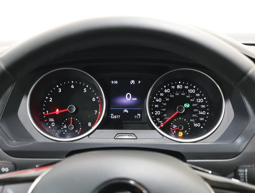 Used 2020 Volkswagen Tiguan SE AWD/4WD image 18