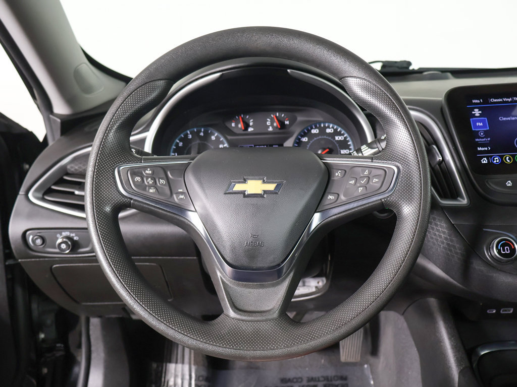 Used 2025 Chevrolet Malibu LT FWD image 36