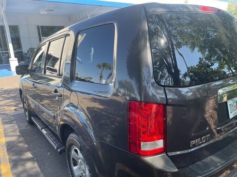 Used 2015 Honda Pilot LX image 3