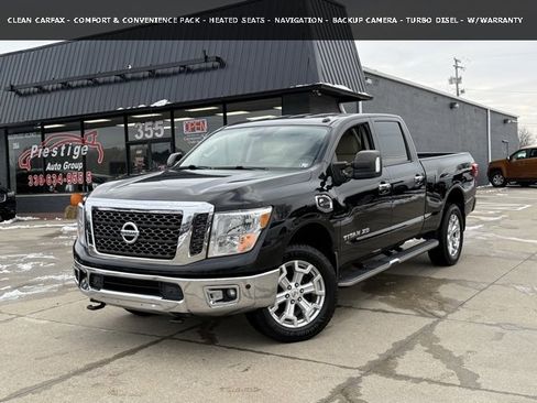 Used 2017 Nissan Titan SV image 1