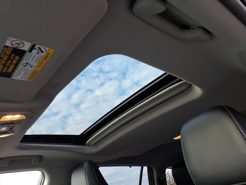 Certified 2021 Toyota Highlander Limited image 12