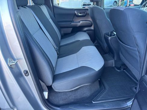 Certified 2020 Toyota Tacoma TRD Sport image 12