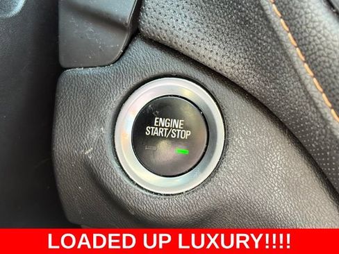 Used 2022 Chevrolet Equinox Premier FWD image 25