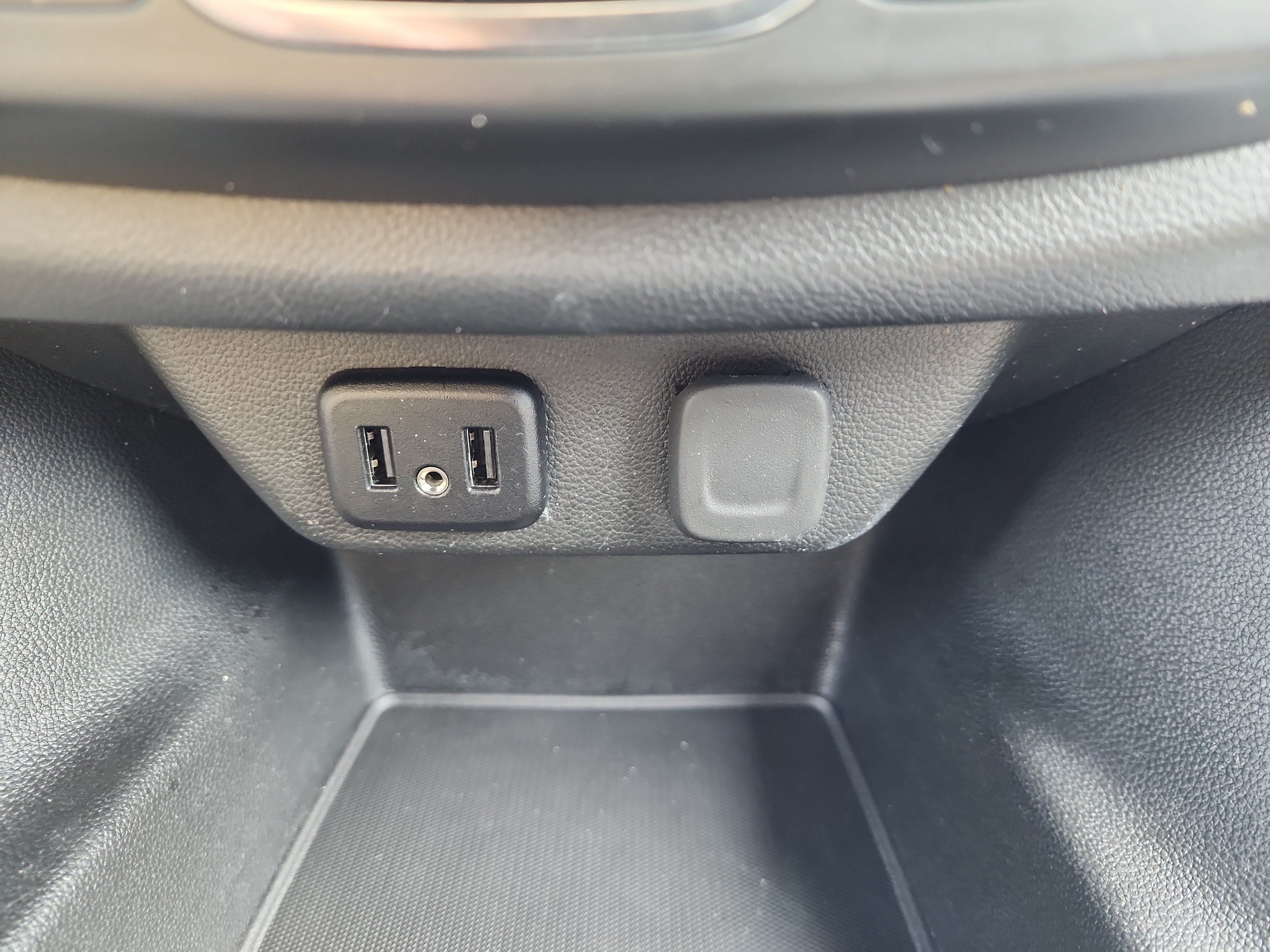 Certified 2023 Chevrolet Traverse LS AWD/4WD image 13