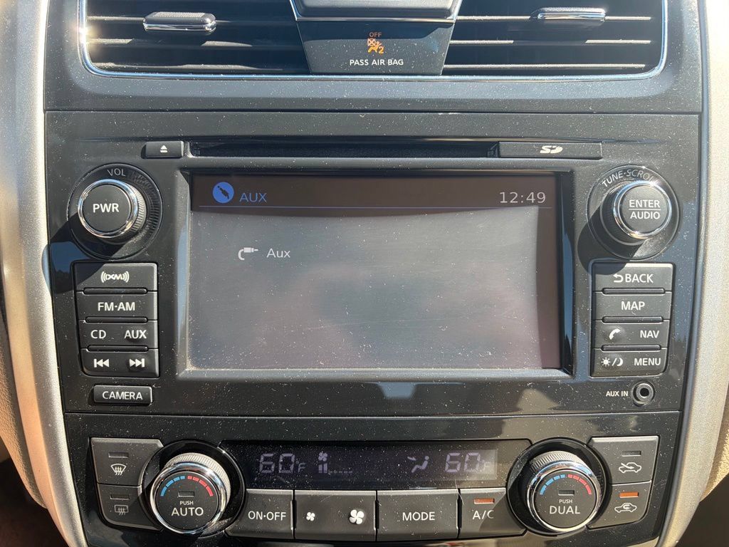 Used 2013 Nissan Altima 3.5 SV w/ Navigation Pkg FWD image 31