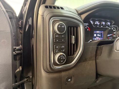 Used 2020 GMC Sierra 1500 SLT w/ SLT Premium Plus Package AWD/4WD image 5