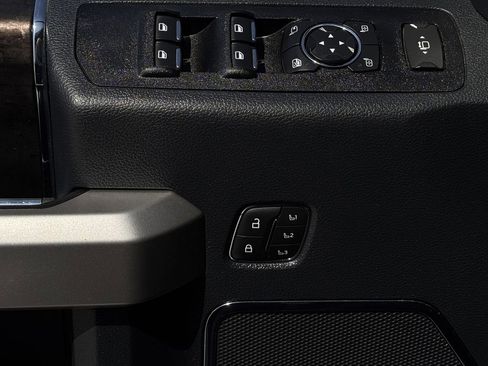 Used 2022 Ford F250 Lariat w/ Lariat Value Package image 24