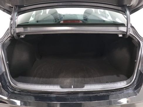 Used 2025 Hyundai Elantra Sport FWD image 31
