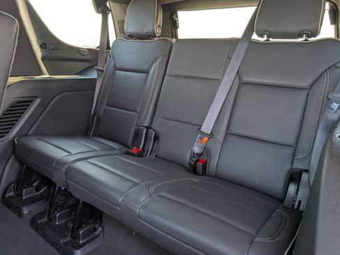 Used 2024 Chevrolet Tahoe Premier RWD image 14