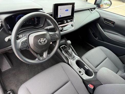 Used 2026 Toyota Corolla LE image 12