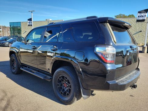 Used 2023 Toyota 4Runner SR5 image 23