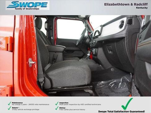 Certified 2025 Jeep Wrangler Unlimited Sahara AWD/4WD image 10