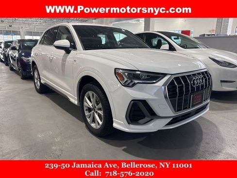 Used 2023 Audi Q3 2.0T Premium image 5