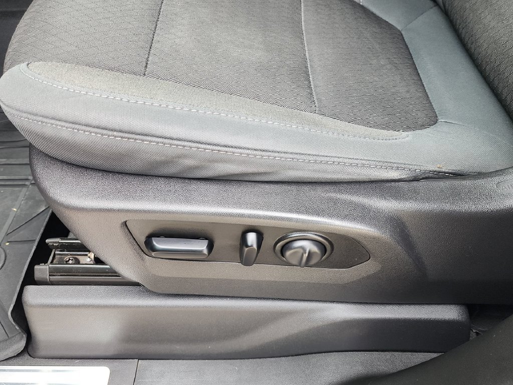 Used 2019 Chevrolet Silverado 1500 RST w/ All-Star Edition RWD image 12