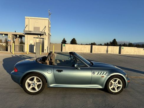 Used 1998 BMW Z3 2.8 RWD image 8