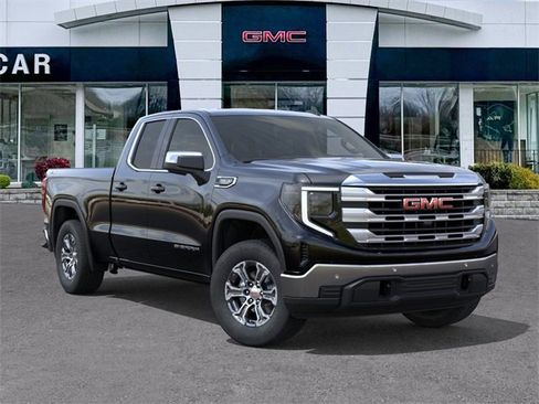 New 2026 GMC Sierra 1500 SLE image 7