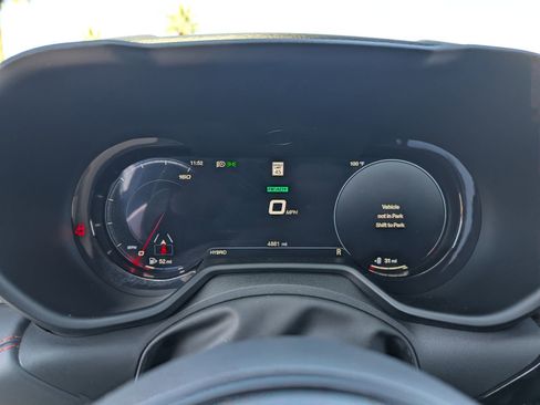 Used 2024 Dodge Hornet R/T w/ R/T Blacktop Package image 29