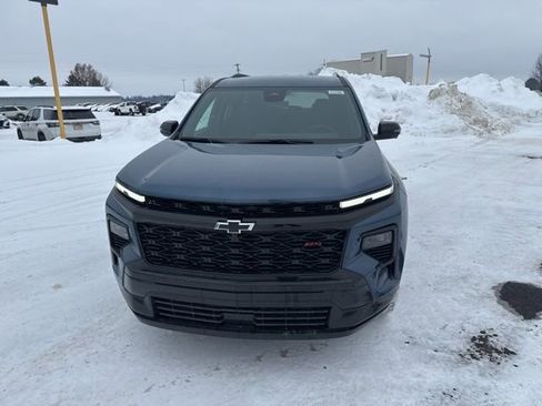 New 2026 Chevrolet Traverse RS w/ LPO, Floor Liner Package AWD/4WD image 8