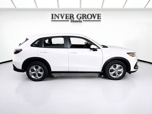 Certified 2023 Honda HR-V LX image 4