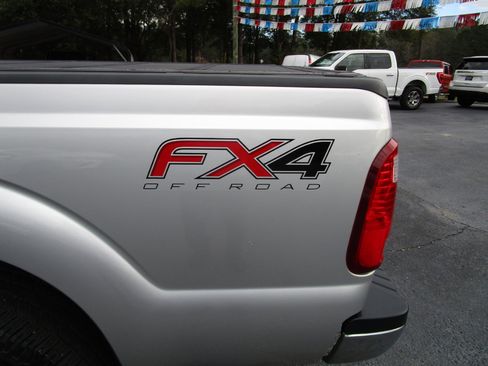 Used 2016 Ford F250 Lariat w/ Lariat Ultimate Package image 24