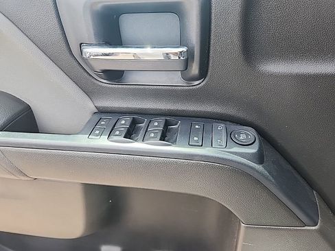 Used 2017 Chevrolet Silverado 1500 Custom w/ LPO, Black Pack AWD/4WD image 24