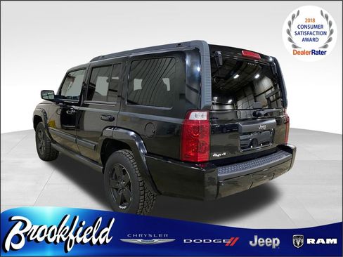 Used 2007 Jeep Commander Sport image 6