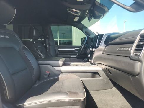 Used 2023 RAM 1500 Laramie AWD/4WD image 17