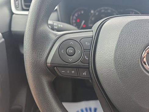 Used 2025 Toyota RAV4 LE image 23