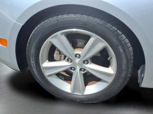 Used 2015 Chevrolet Cruze LT FWD image 16