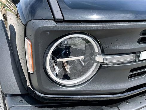 Used 2022 Ford Bronco Black Diamond AWD/4WD image 28